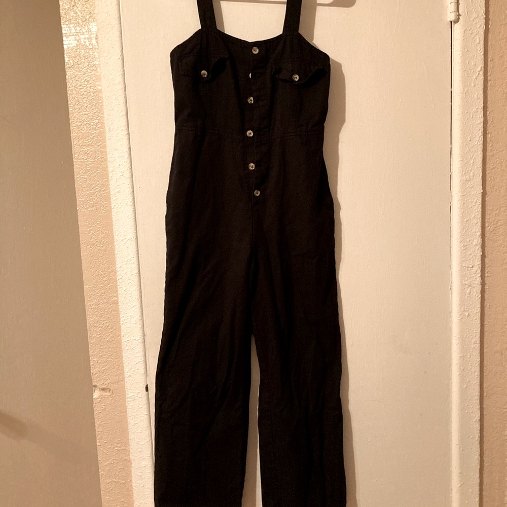 Women’s black wide leg jumpsuit